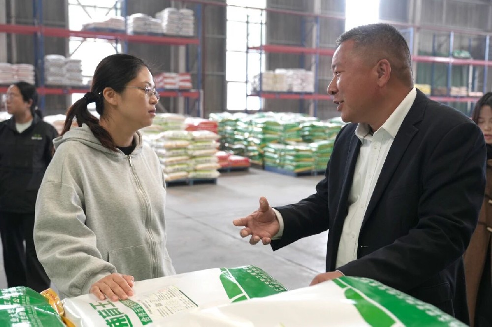 强强联合赋能产业升级，雅民农牧与德邻生物深化肉牛产业链协同合作